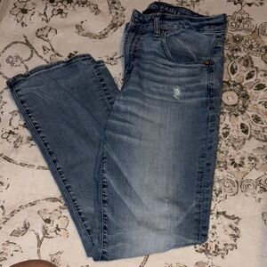 American Eagle Outfitters Women's Classic Denim Straight Leg Jeans